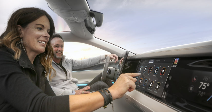 Stellantis e Foxconn svilupperanno rivoluzionari Digital Cockpits e servizi connessi personalizzati in una nuova joint venture che si chiamerà Mobile Drive